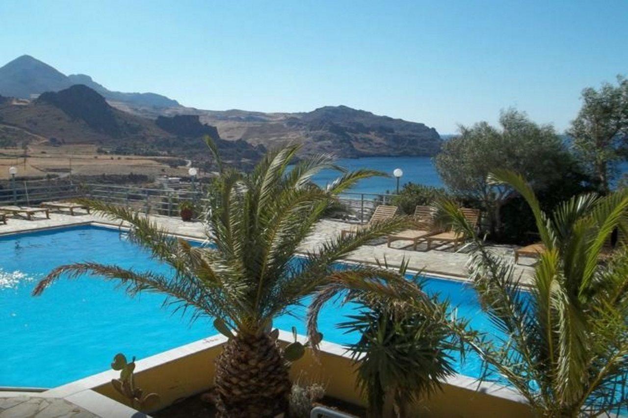 Отель Damnoni Bay Экстерьер фото