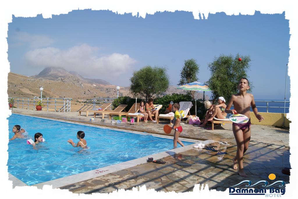 Отель Damnoni Bay Экстерьер фото