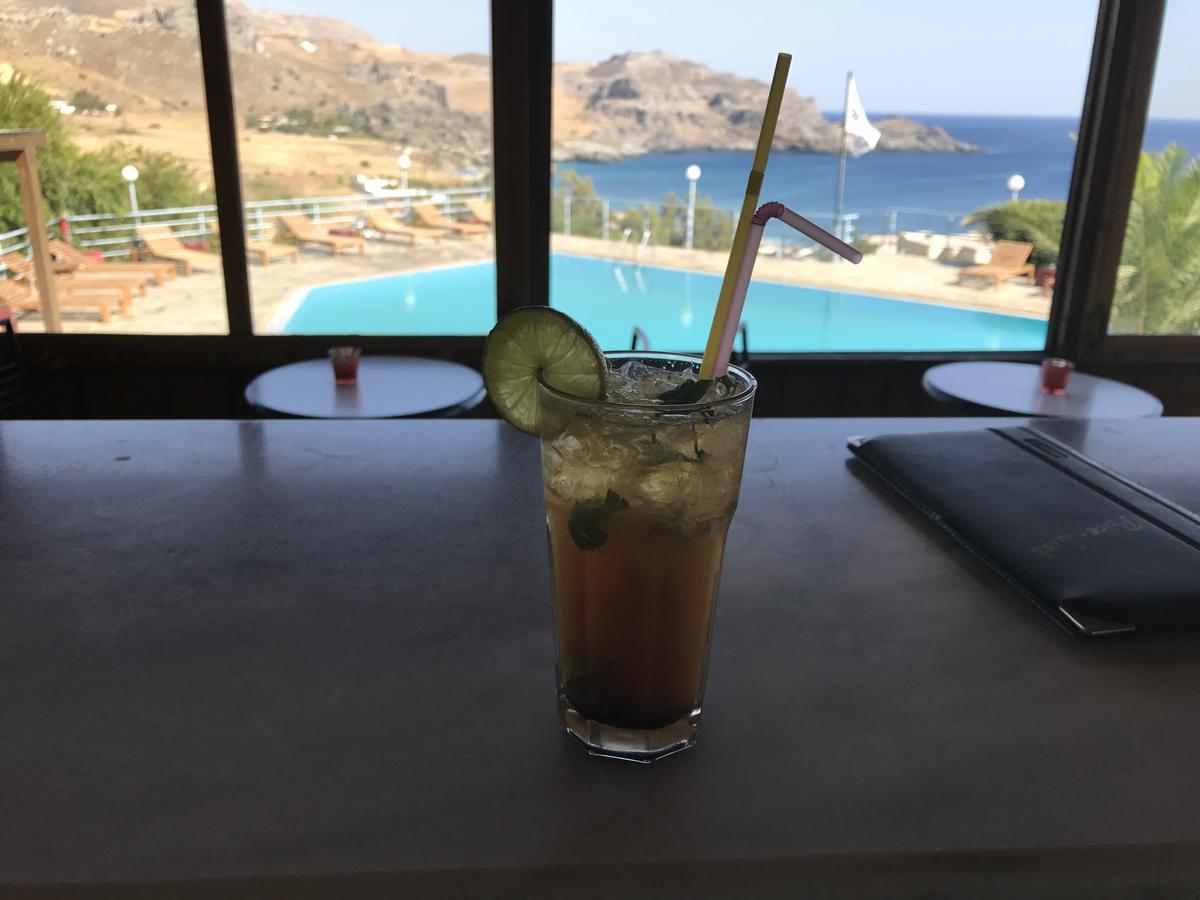 Отель Damnoni Bay Экстерьер фото