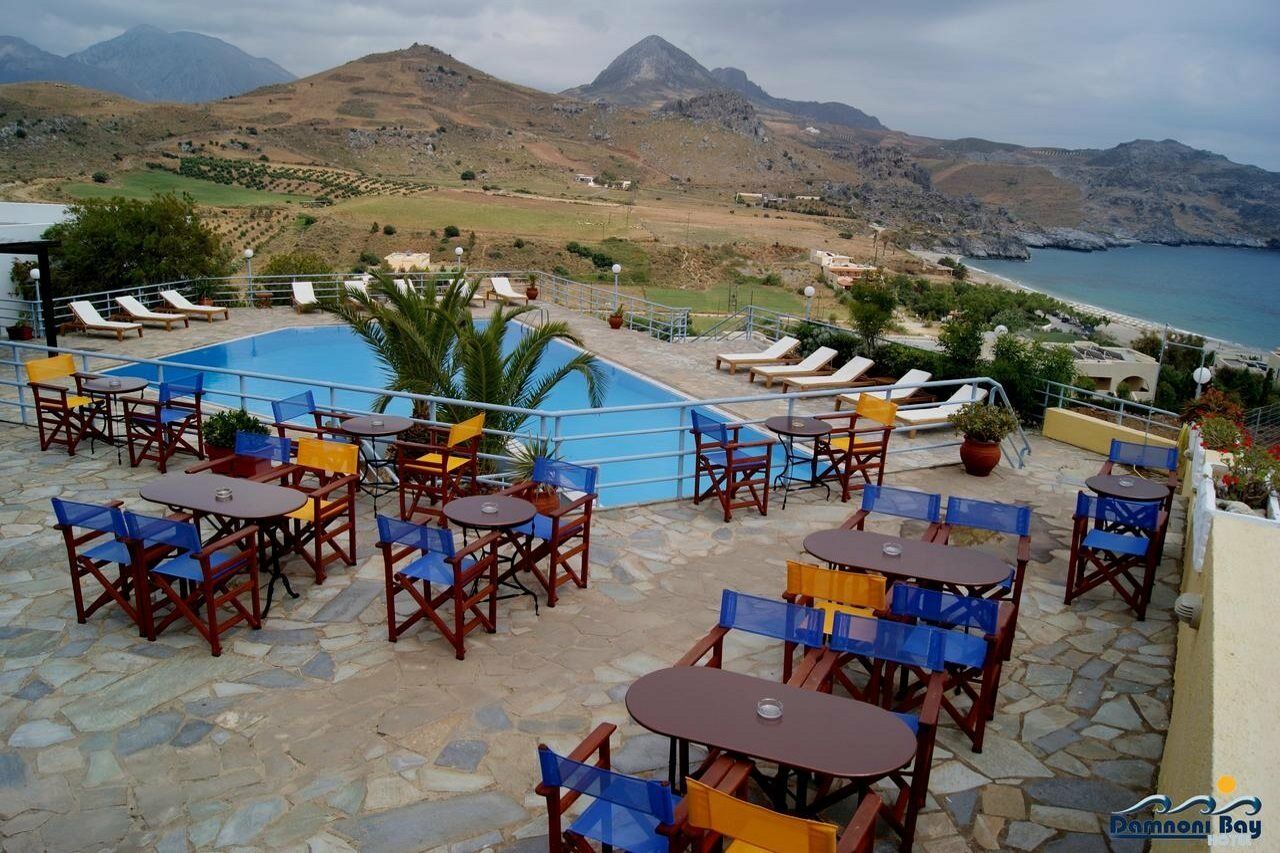 Отель Damnoni Bay Экстерьер фото